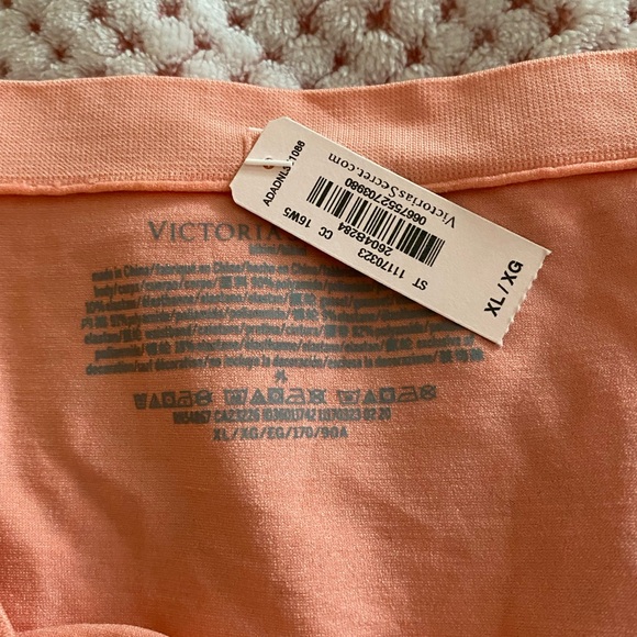 NWT Victoria's Secrets panties - Picture 2 of 2